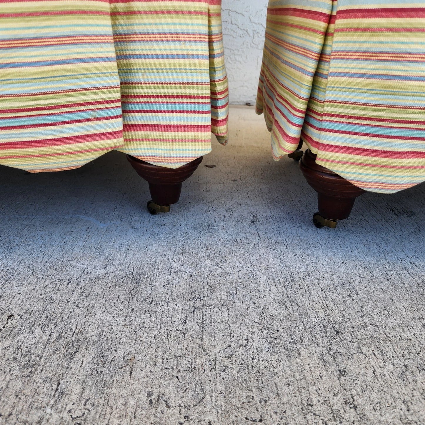 Pearson Armchair & Ottoman Rolling