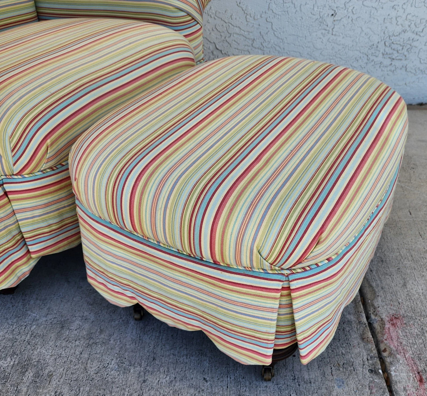 Pearson Armchair & Ottoman Rolling