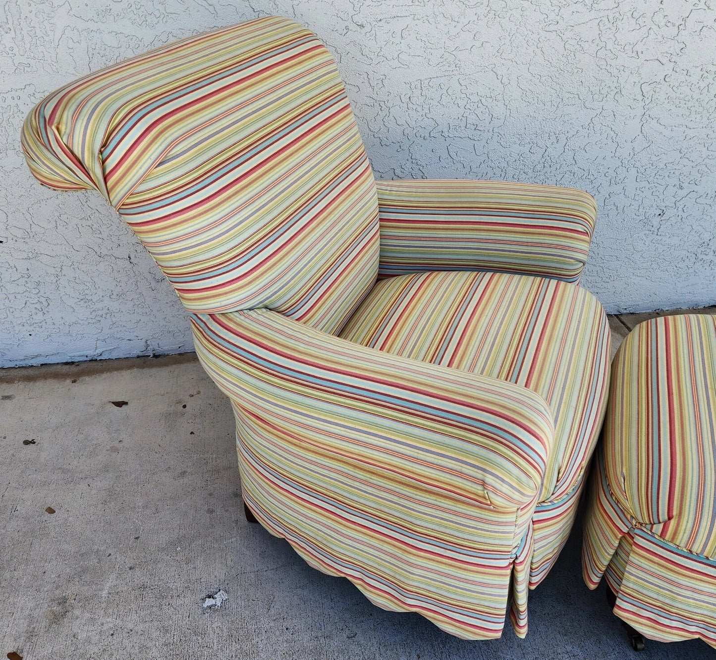 Pearson Armchair & Ottoman Rolling