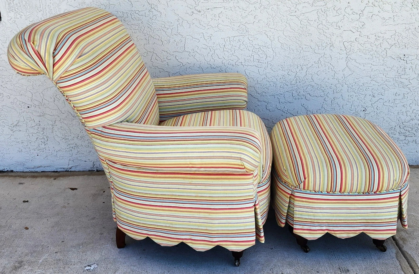 Pearson Armchair & Ottoman Rolling