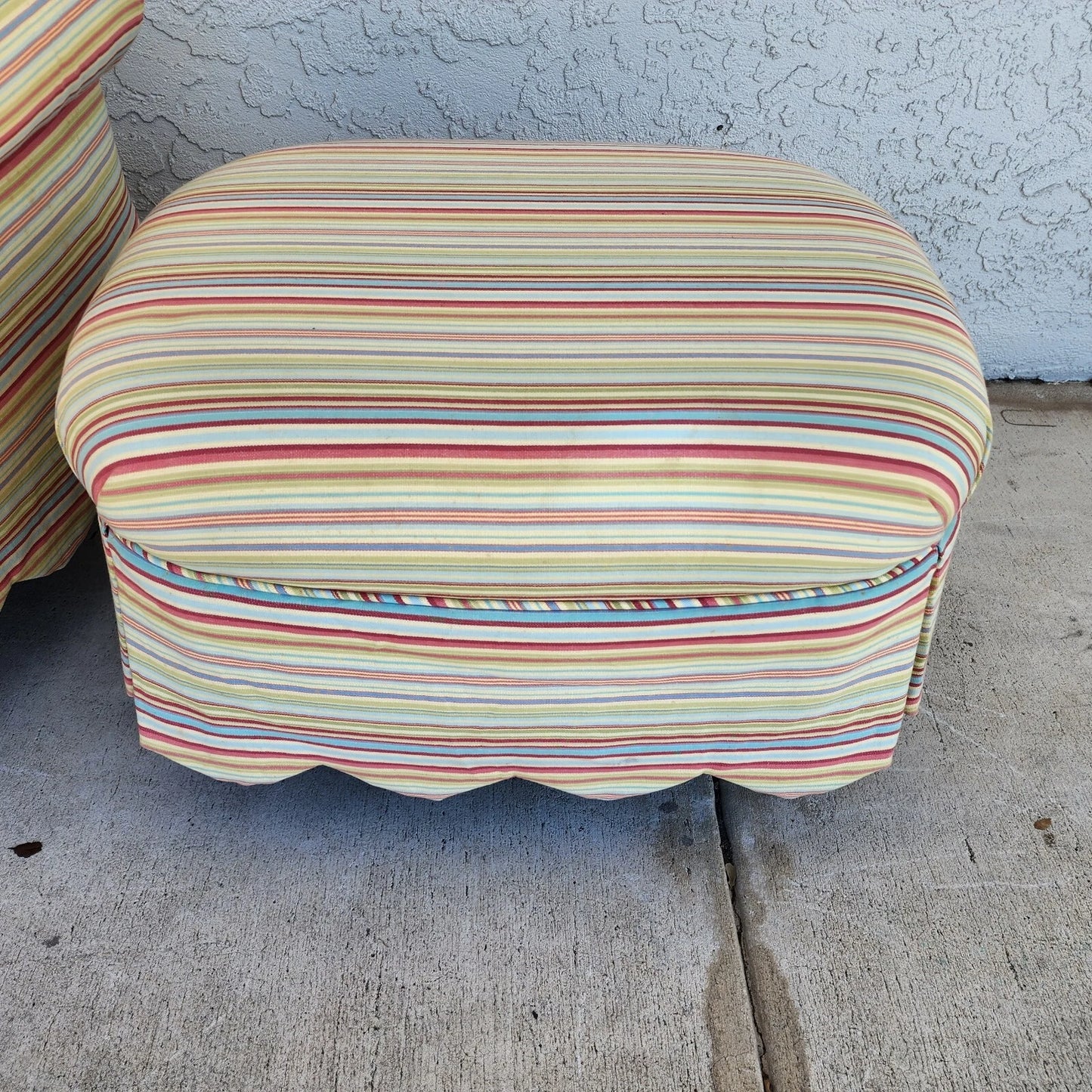 Pearson Armchair & Ottoman Rolling