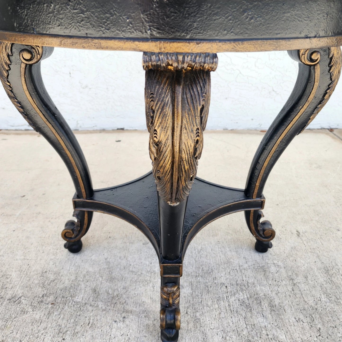 Henredon French Louis XV Center Occasional Table