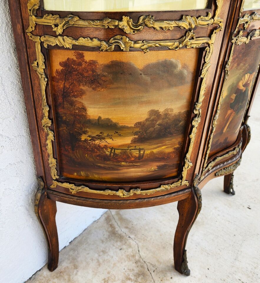 19th Century French Vernis Martin Vitrine Louis XVI