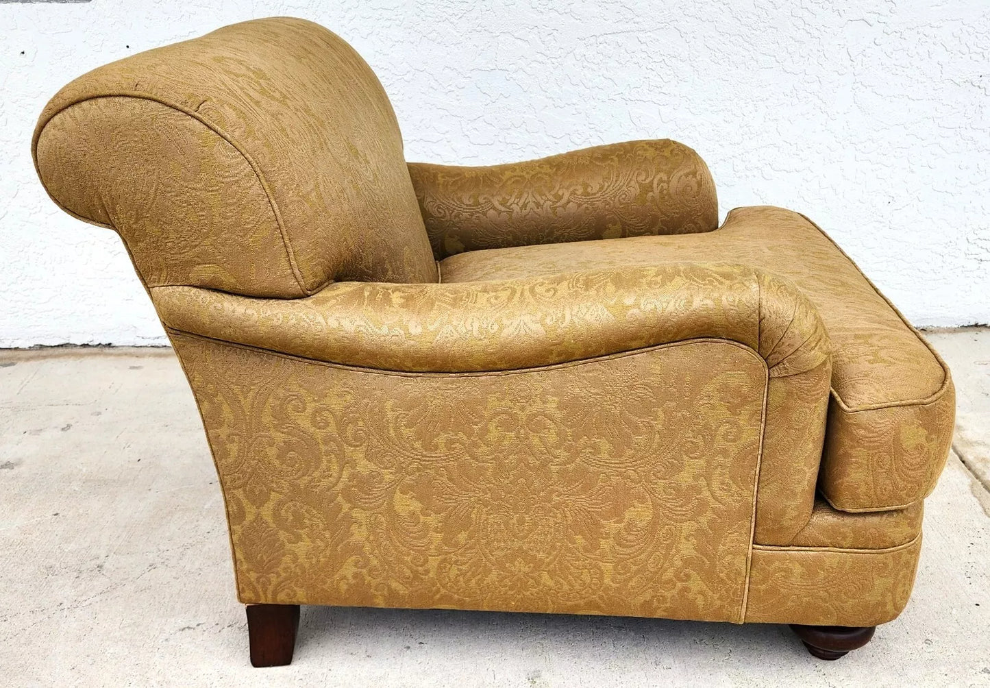 Henredon Oversized Lounge Chair