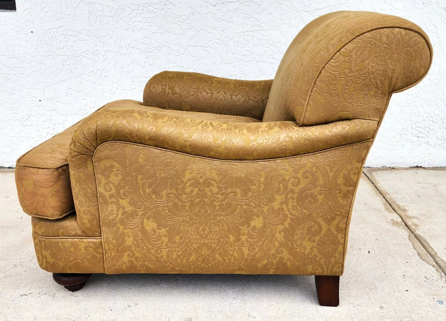 Henredon Oversized Lounge Chair