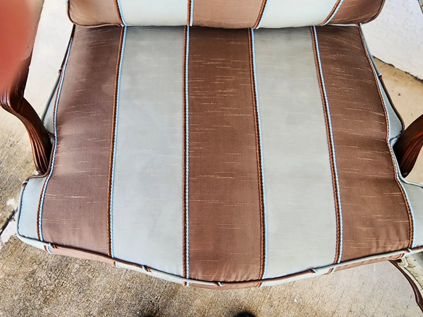 French Bergere Lounge Chairs Louis XV Silk