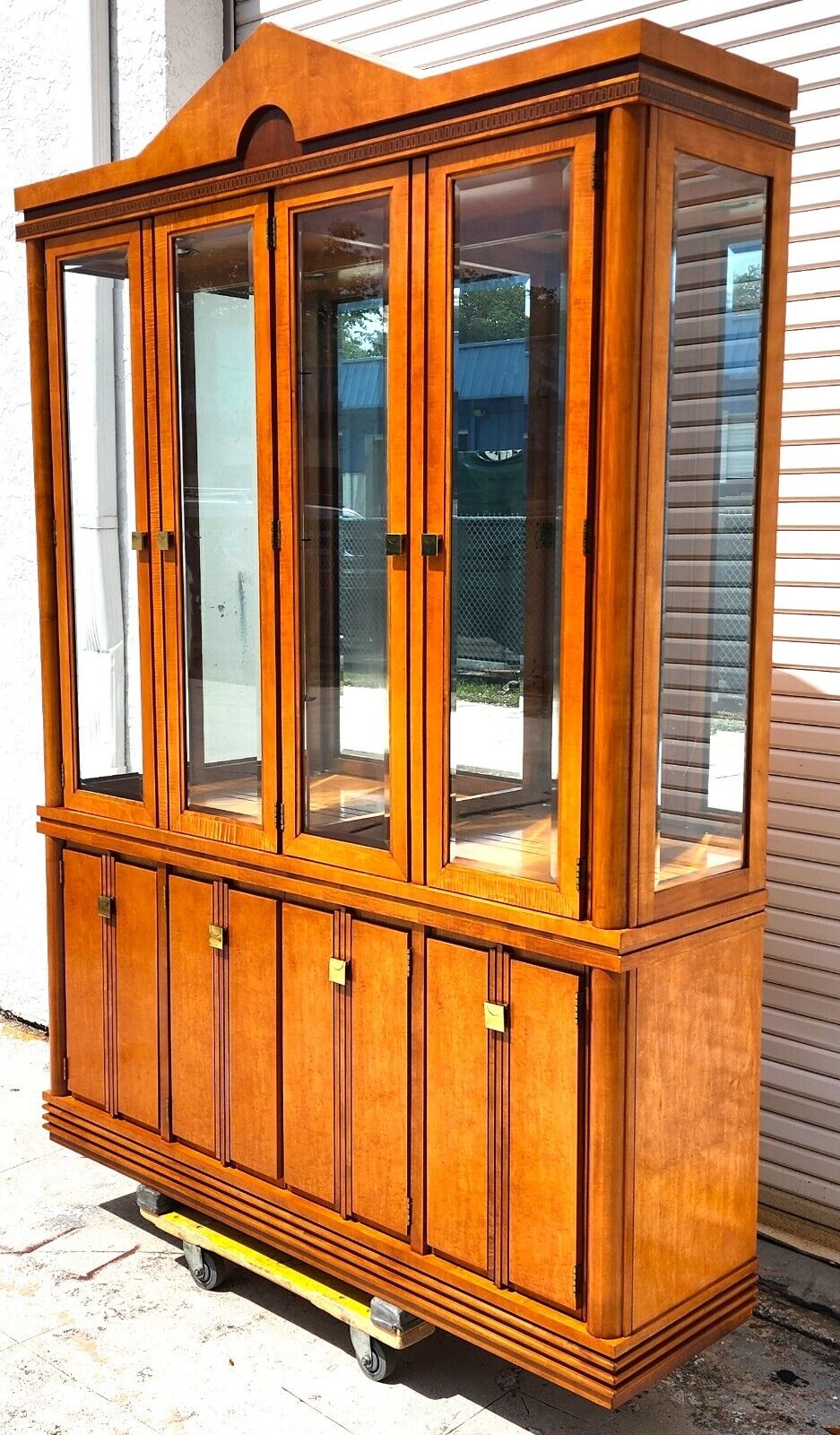 HICKORY WHITE CHINA CABINET BIEDERMEIER GENESIS COLLECTION