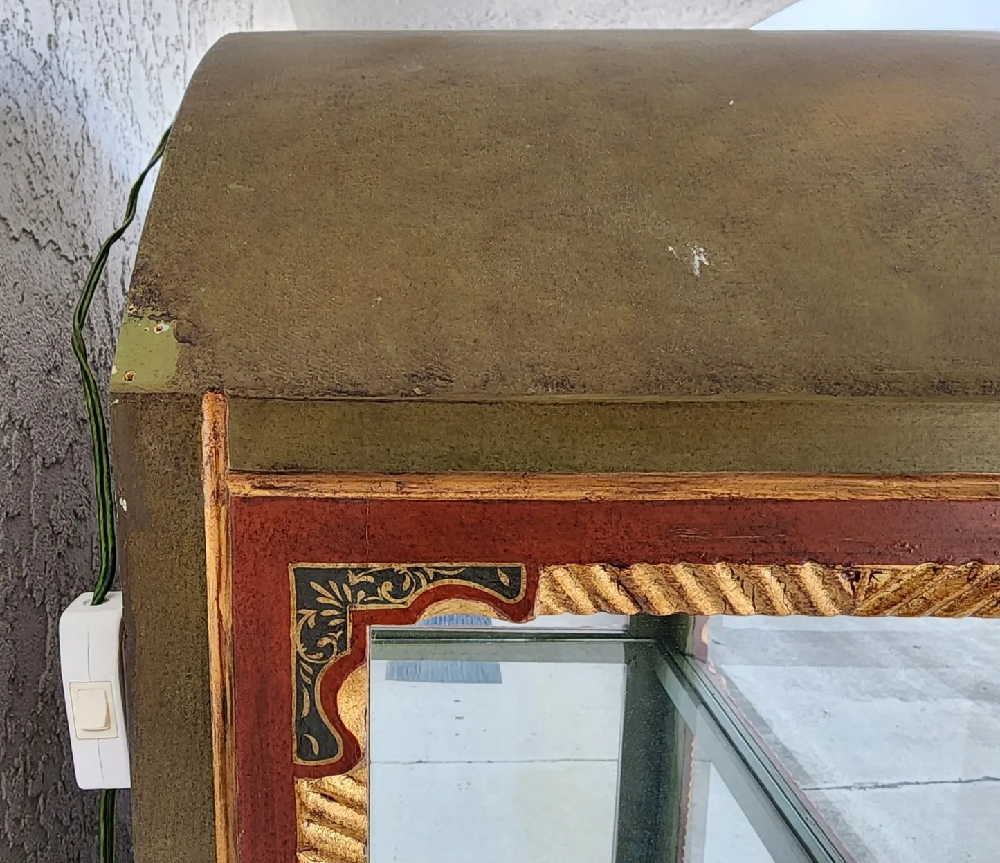 French Display Cabinet Giltwood Hand Painted Curio