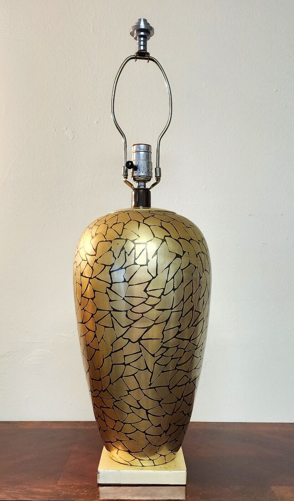 JAY SPECTRE DINANDERIE TABLE LAMP 1980s