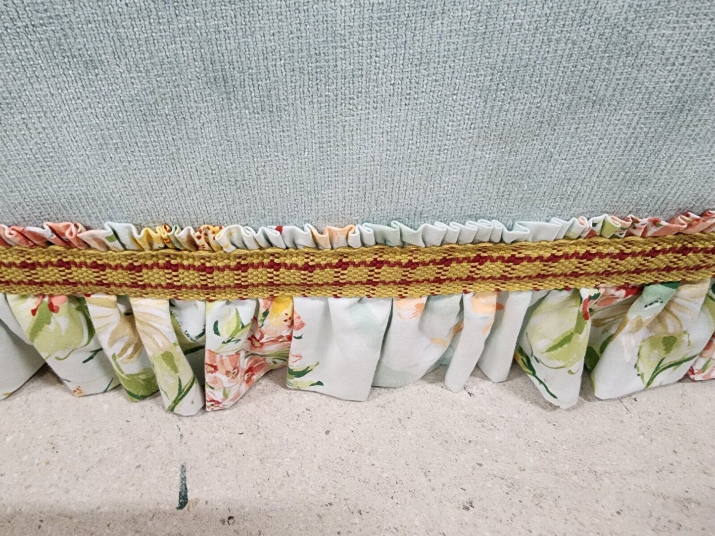 Shabby Chic Designer Cottage Ottoman Pouf