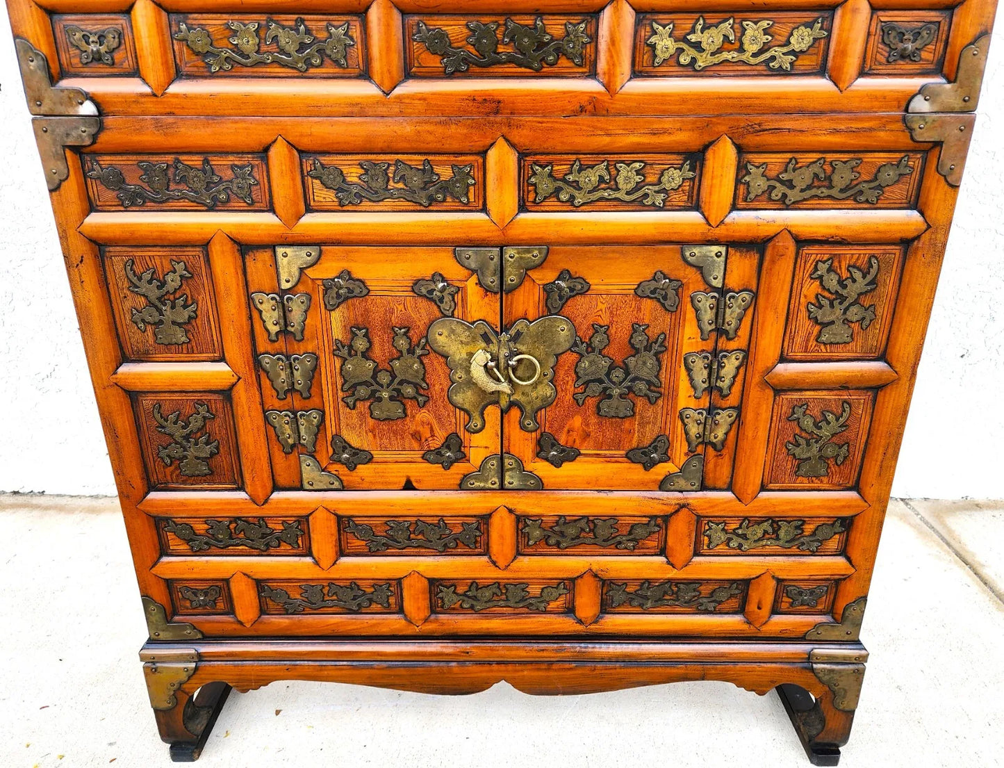 Antique Korean Bandaji Nong Tansu Scholars Wedding Cabinet