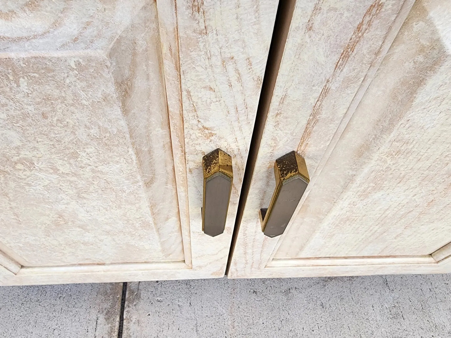 Henredon Charisma Nightstands Side Tables Picklewood Pair