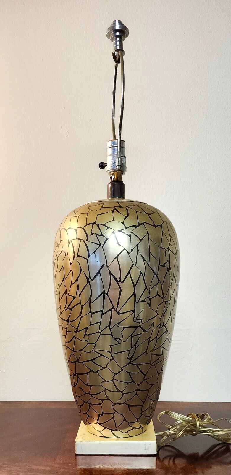 JAY SPECTRE DINANDERIE TABLE LAMP 1980s