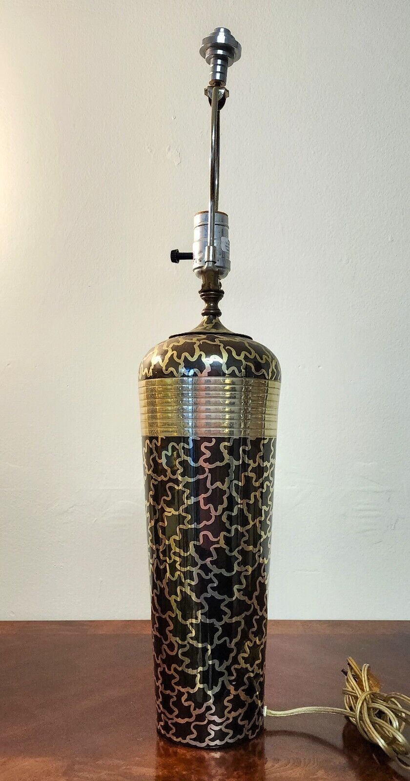 JAY SPECTRE DINANDERIE TABLE LAMP 1980s