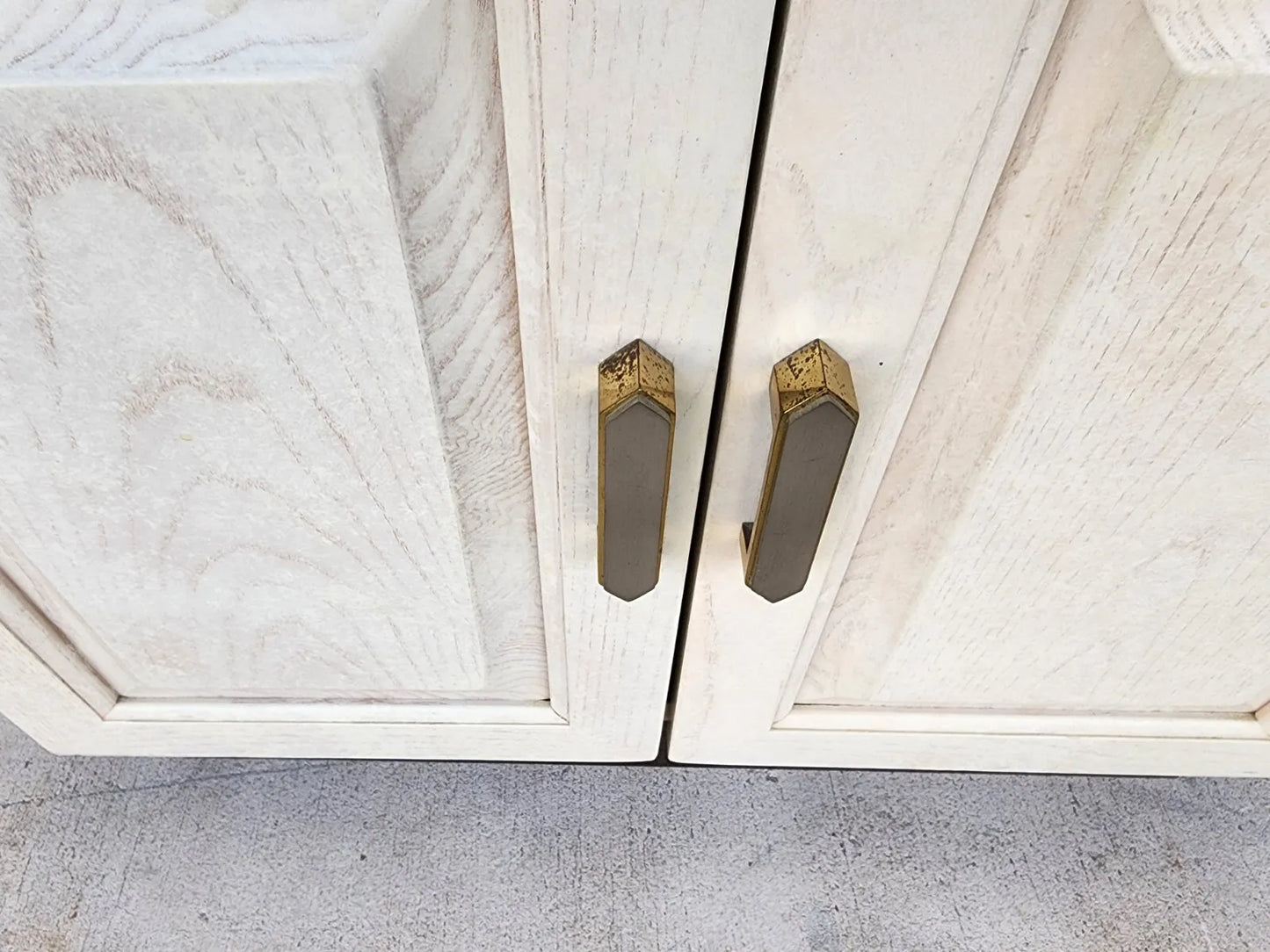 Henredon Charisma Nightstands Side Tables Picklewood Pair