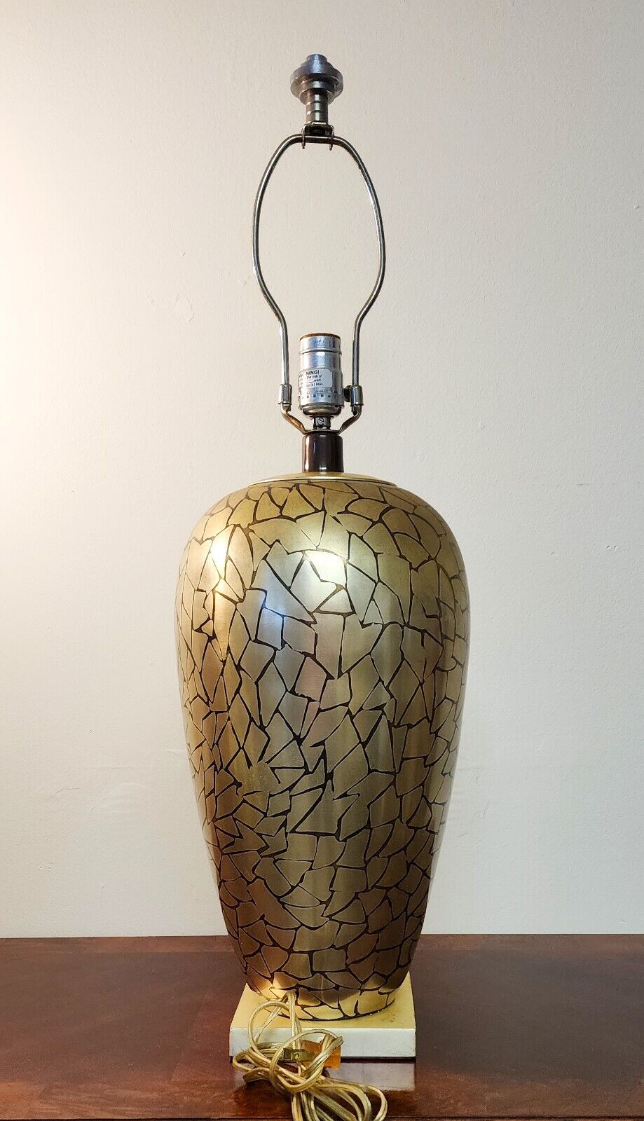 JAY SPECTRE DINANDERIE TABLE LAMP 1980s