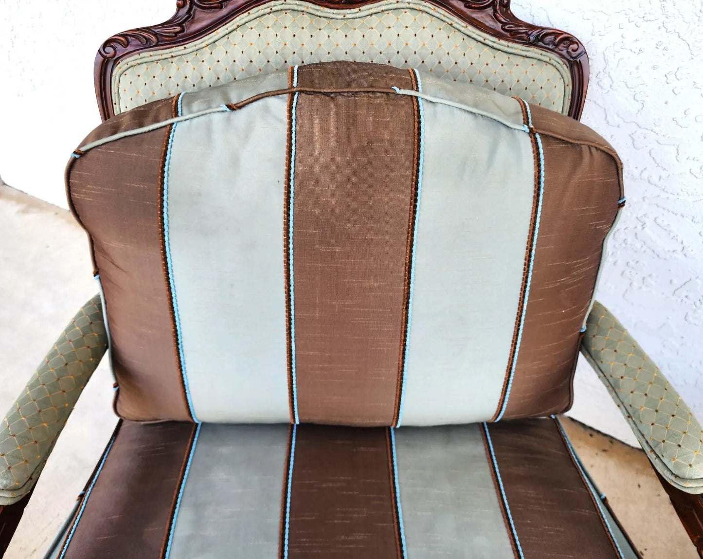 French Bergere Lounge Chairs Louis XV Silk