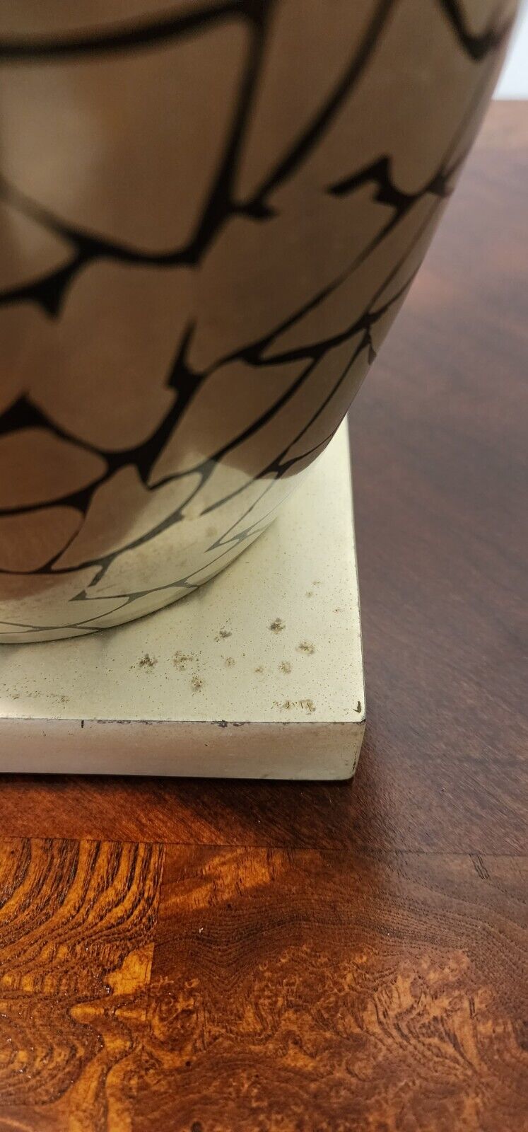 JAY SPECTRE DINANDERIE TABLE LAMP 1980s