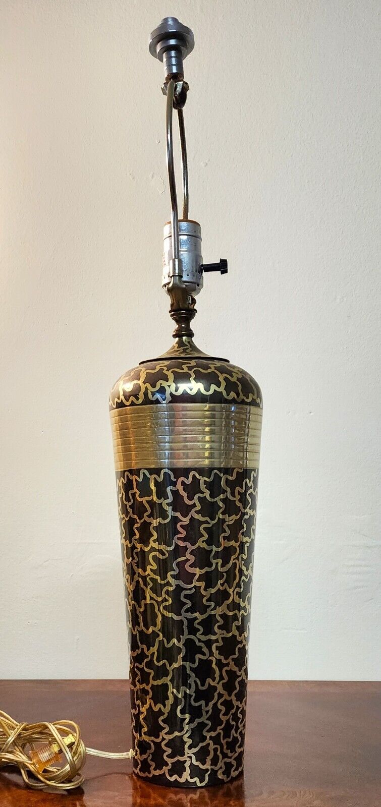 JAY SPECTRE DINANDERIE TABLE LAMP 1980s