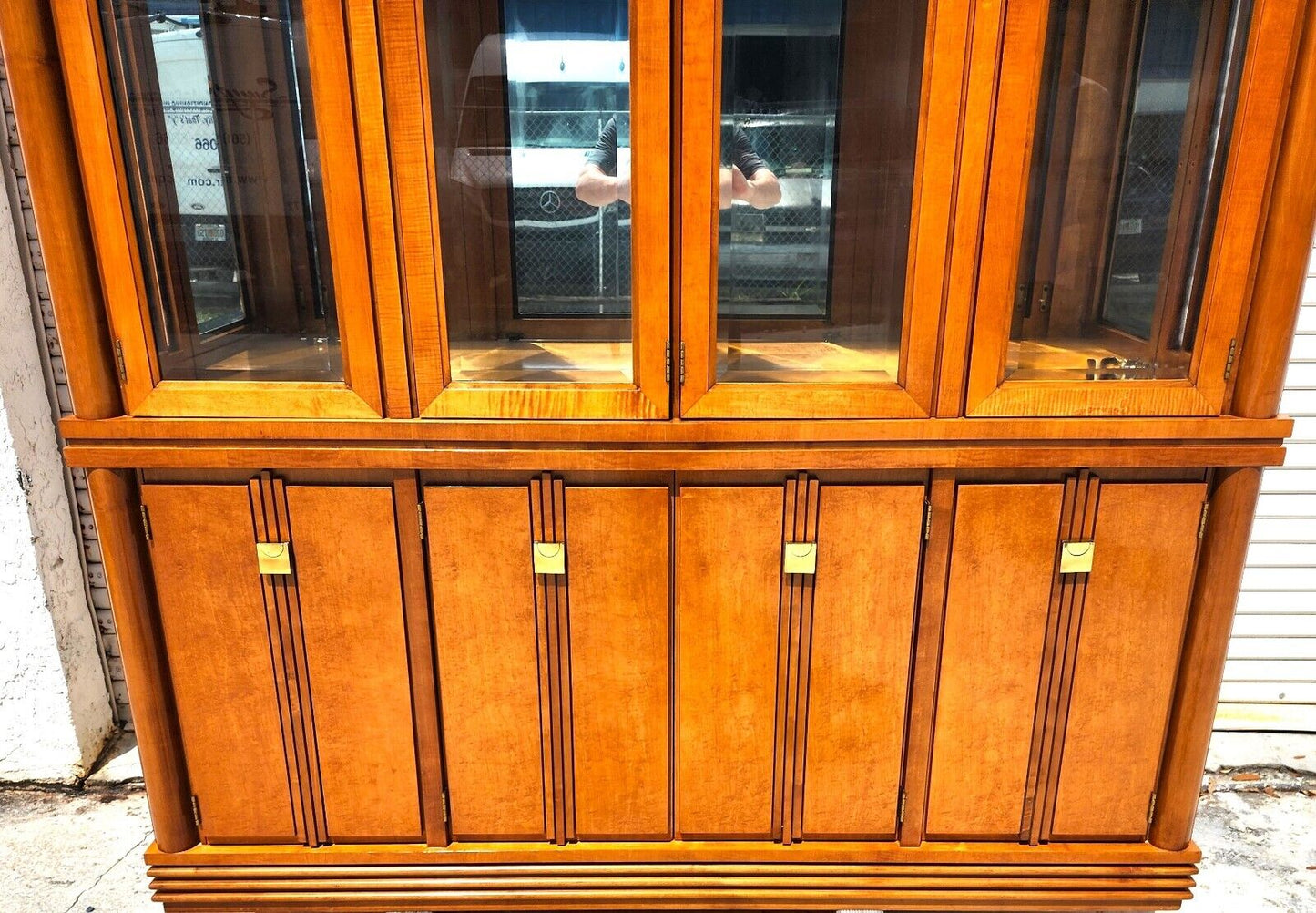 HICKORY WHITE CHINA CABINET BIEDERMEIER GENESIS COLLECTION