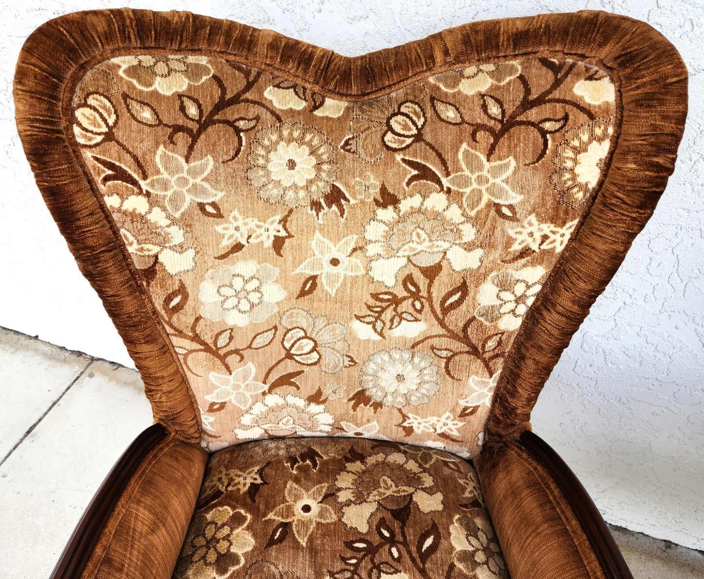 GROSFELD HOUSE Armchairs Walnut Nude Carvings Bergere