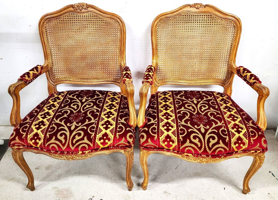 French Louis XV Armchairs Fauteuil Vintage