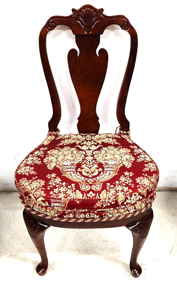 Kindel Style Dining Chairs Queen Anne Mahogany Reversible Washable Cushions