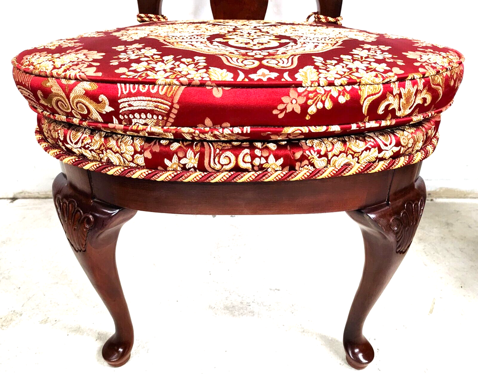 Kindel Style Dining Chairs Queen Anne Mahogany Reversible Washable Cushions