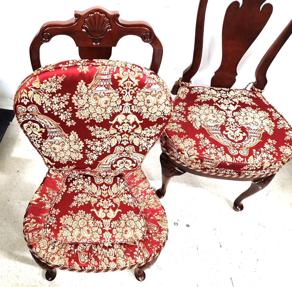 Kindel Style Dining Chairs Queen Anne Mahogany Reversible Washable Cushions