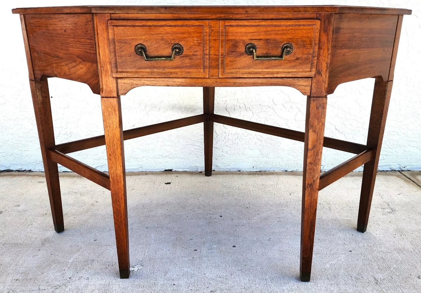 SPAINHOUR Solid Maple Desk Corner Table 1960s
