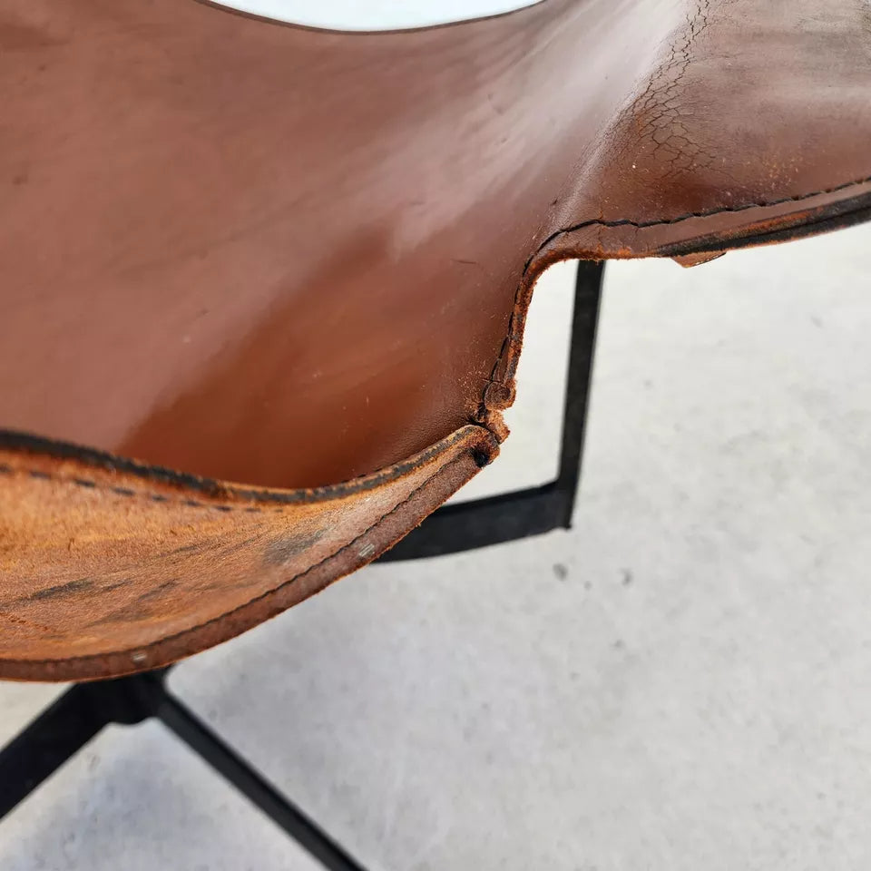LEATHER SLING K CHAIR BY WILLIAM KATAVOLOS