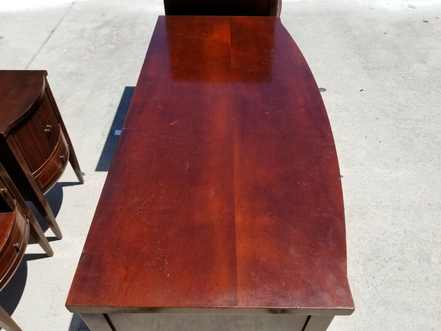 Antique VANLEIGH FURNITURE of New York Mahogany Federal Style Dresser