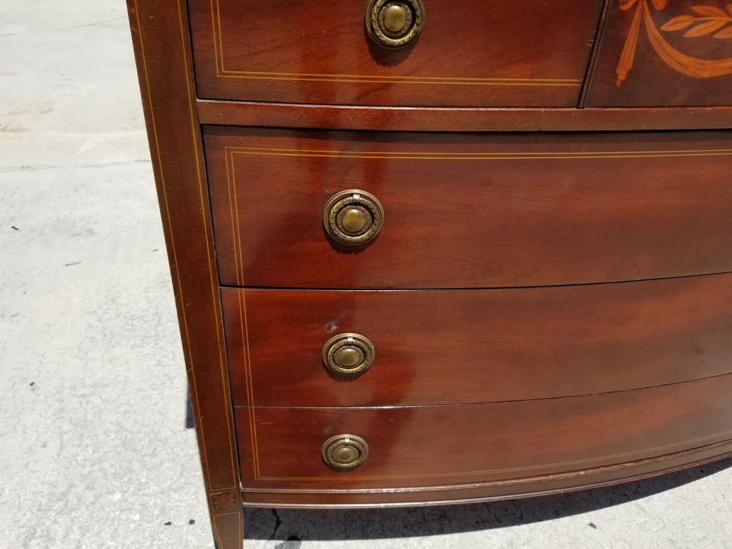 Antique VANLEIGH FURNITURE of New York Mahogany Federal Style Dresser