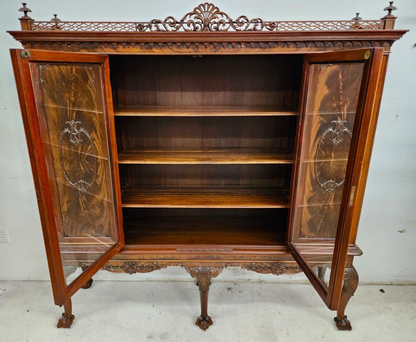 Antique China Cabinet Chippendale in Walnut by ROYAL FURNITURE Co