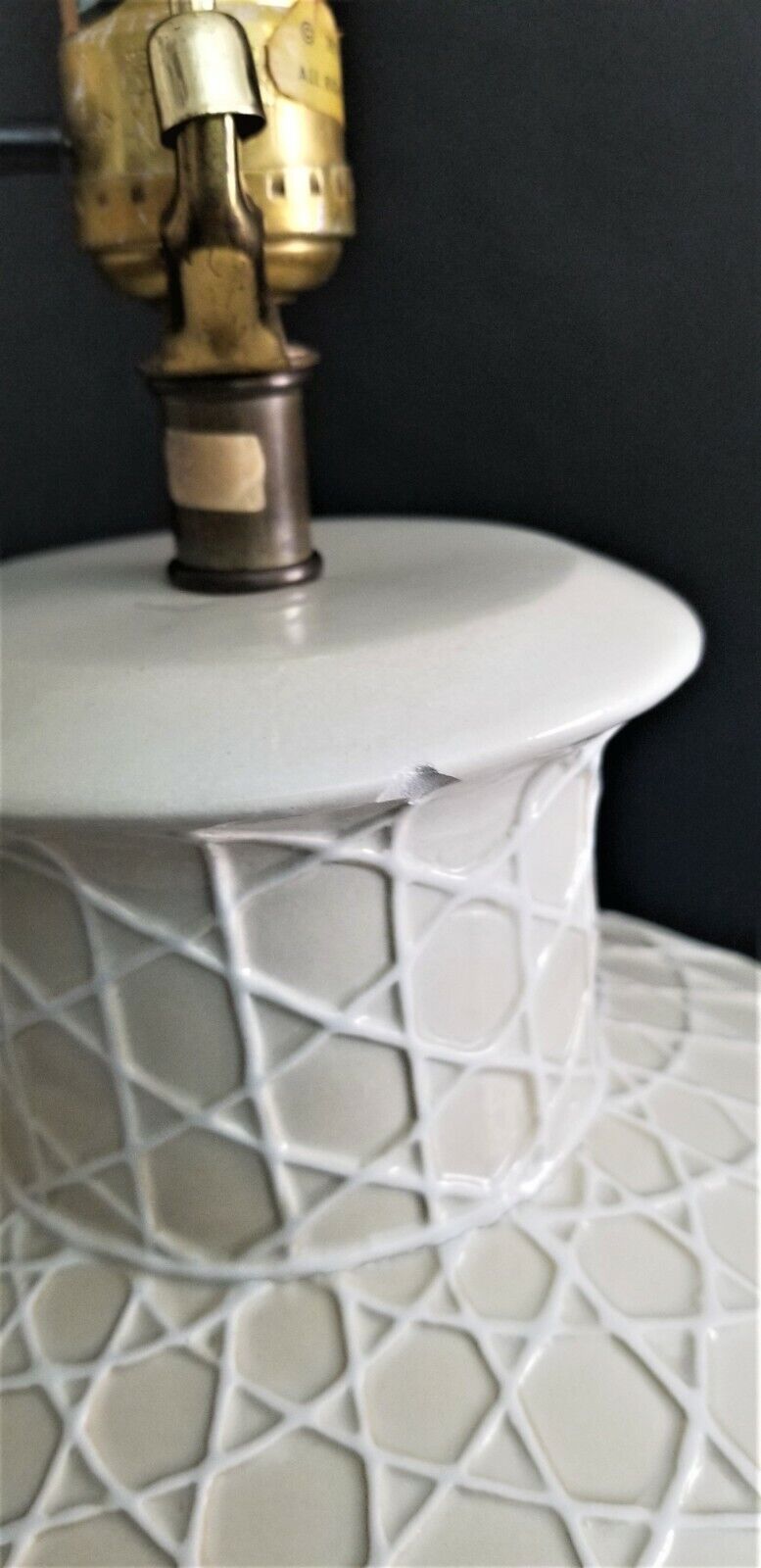 1979 Large CHAPMAN Iris Table Lamp
