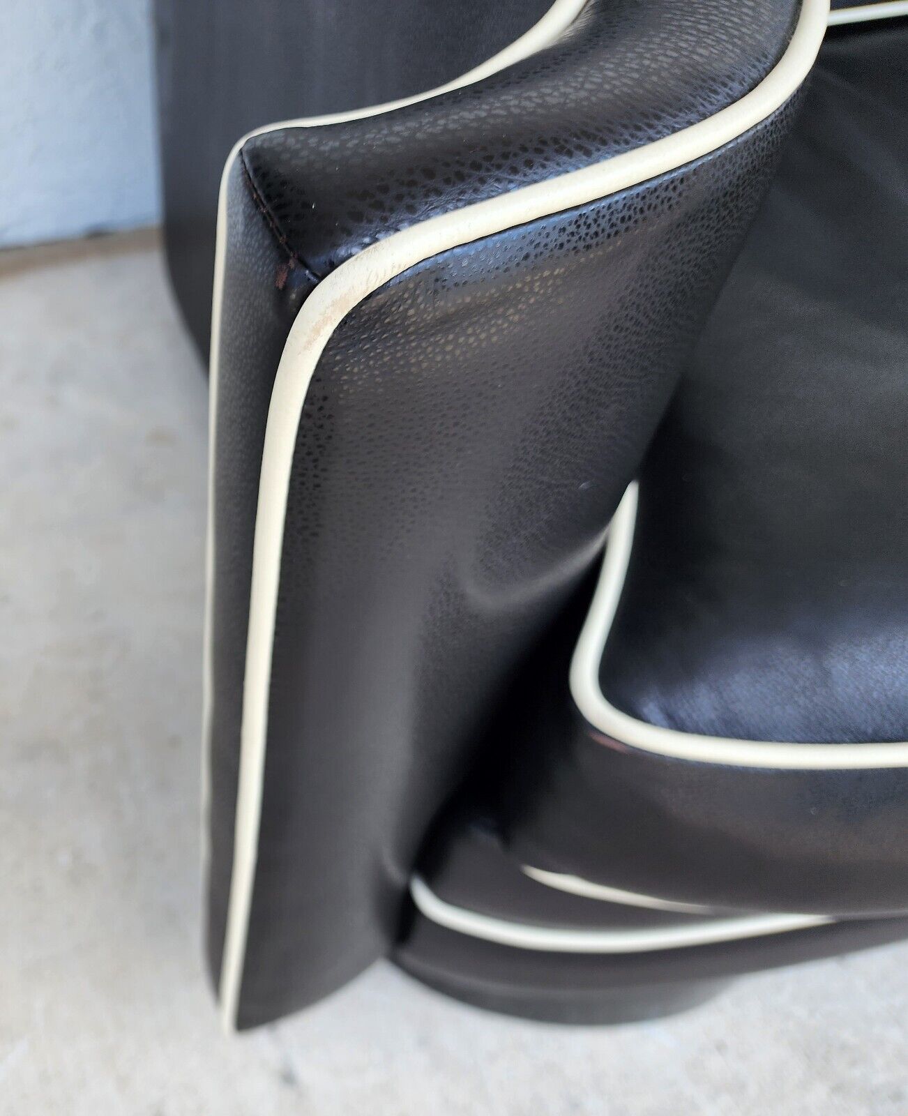 Contemporary Leather Sofa Top Grade by ELITE LEATHER