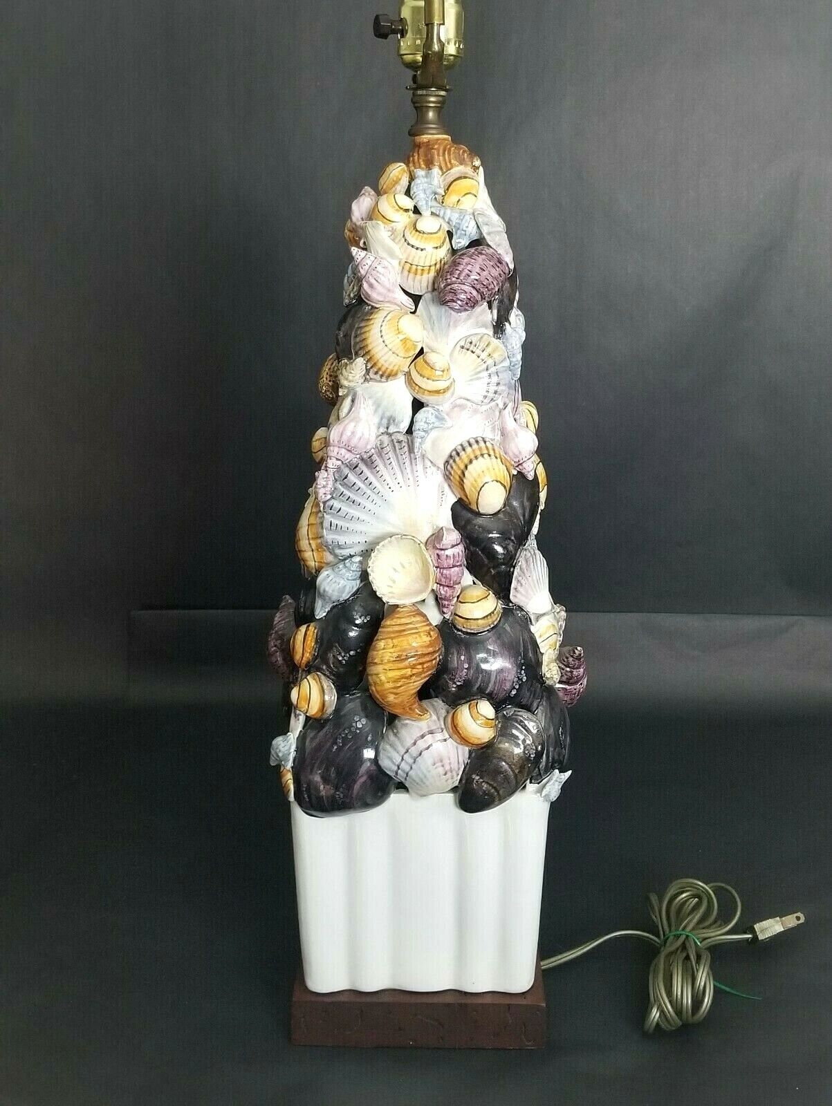 PAUL HANSON 3 Dimensional Tower of Sea Shells Ceramic Table Lamp Beach Coastal