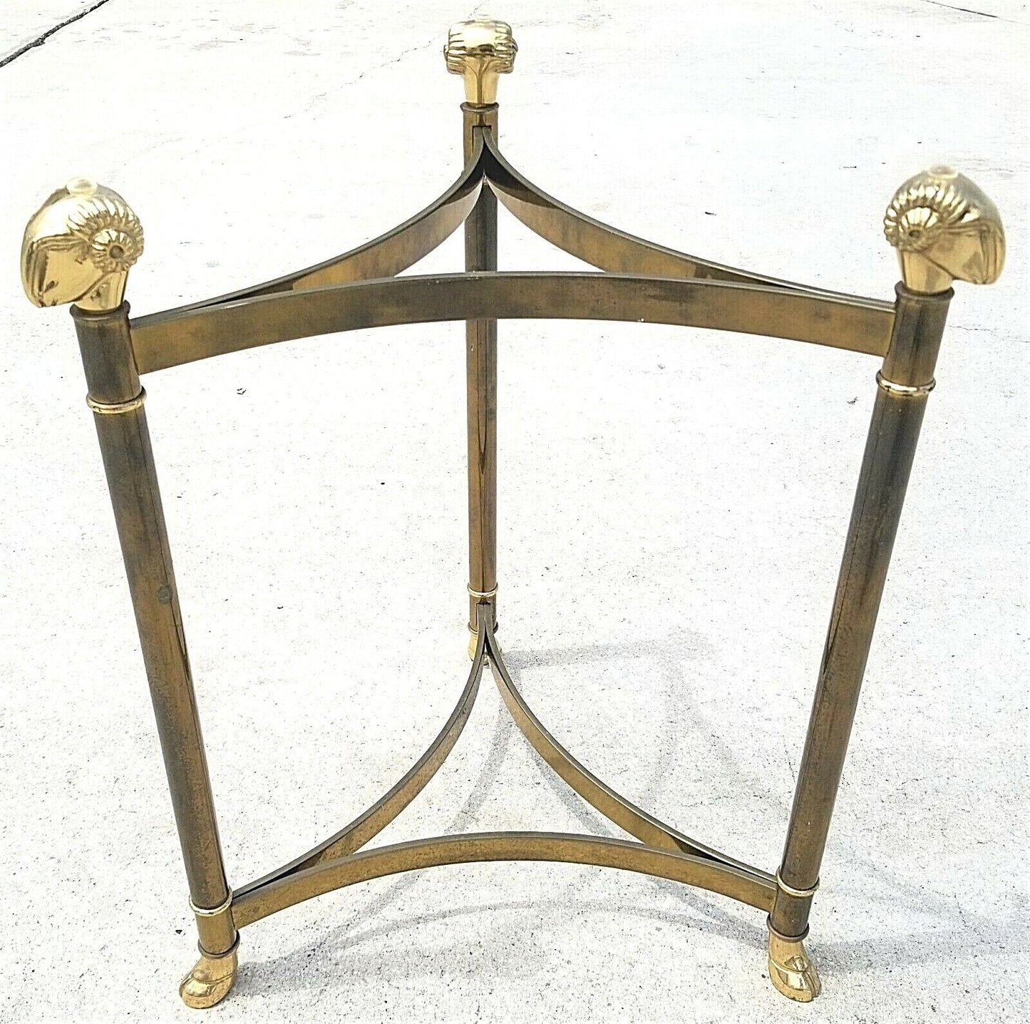 LaBarge Style Hollywood Regency Brass Rams Head Hoof Footed End Side Table