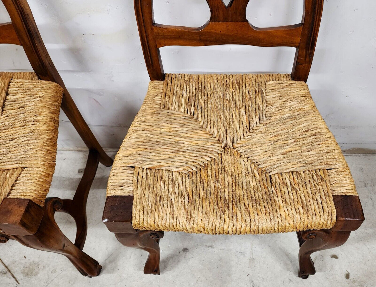 Italian Venetian Dining Chairs Walnut Rush Seat Hand Made (6)
