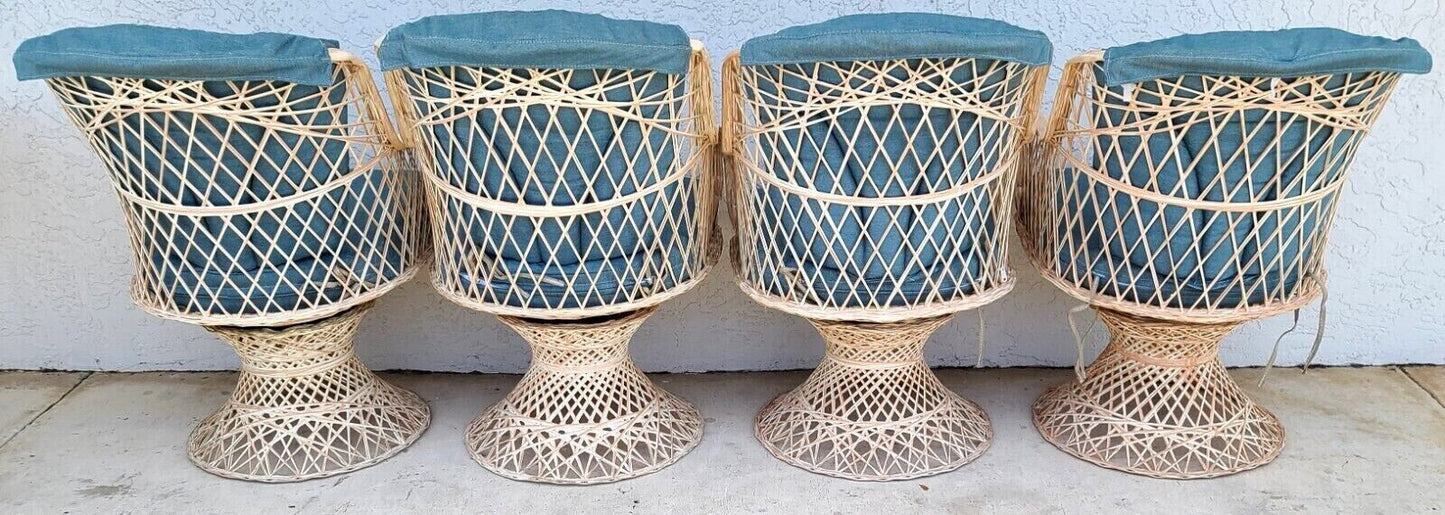 1970s MCM RUSSELL WOODARD Spun Fiberglass Outdoor Dining Set