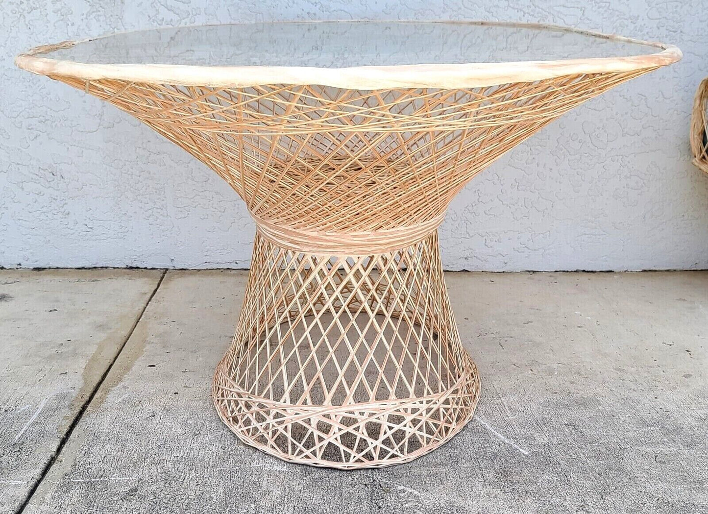 1970s MCM RUSSELL WOODARD Spun Fiberglass Outdoor Dining Set