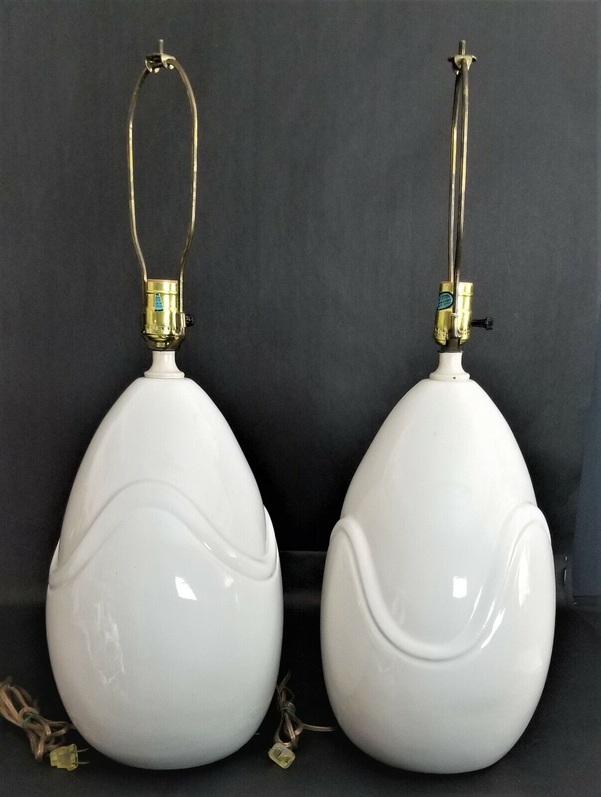 Vintage Pair of Art Deco Teardrop White Ceramic Table Lamps