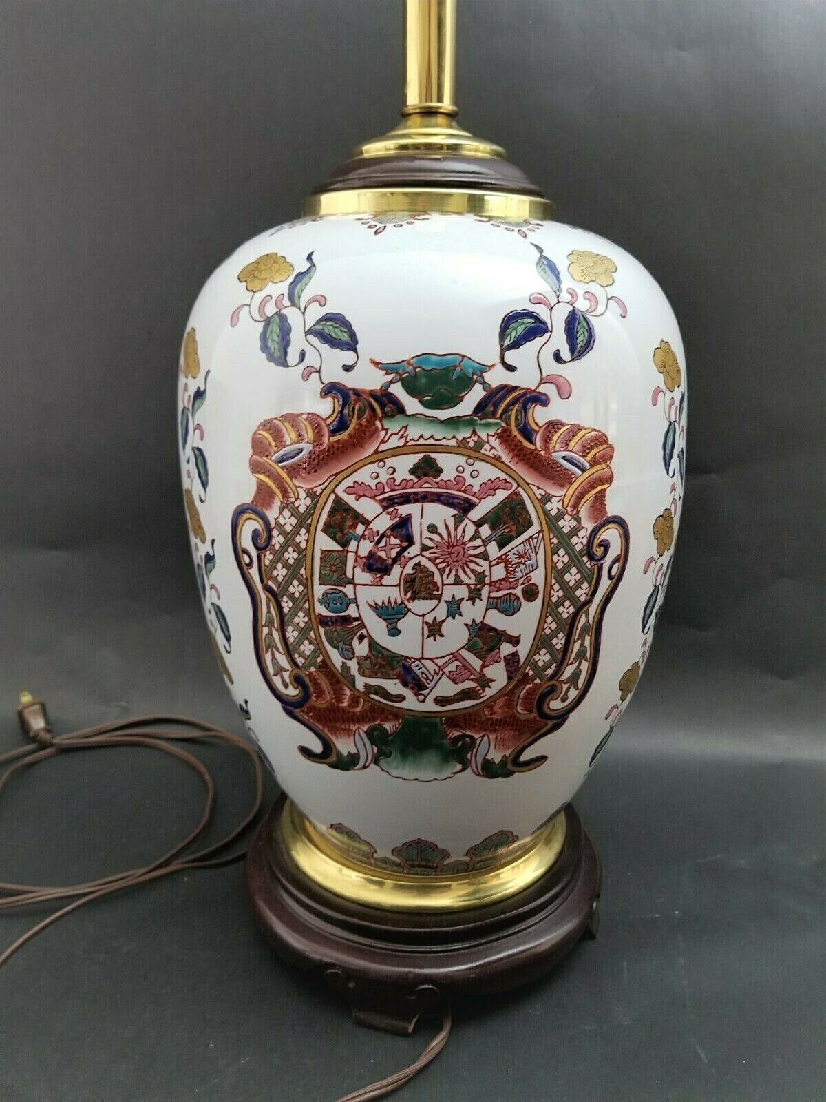 SHOAL CREEK LIGHTING Asian Crest Chinoiserie Style Table Lamp Wood Base 28 1/2"