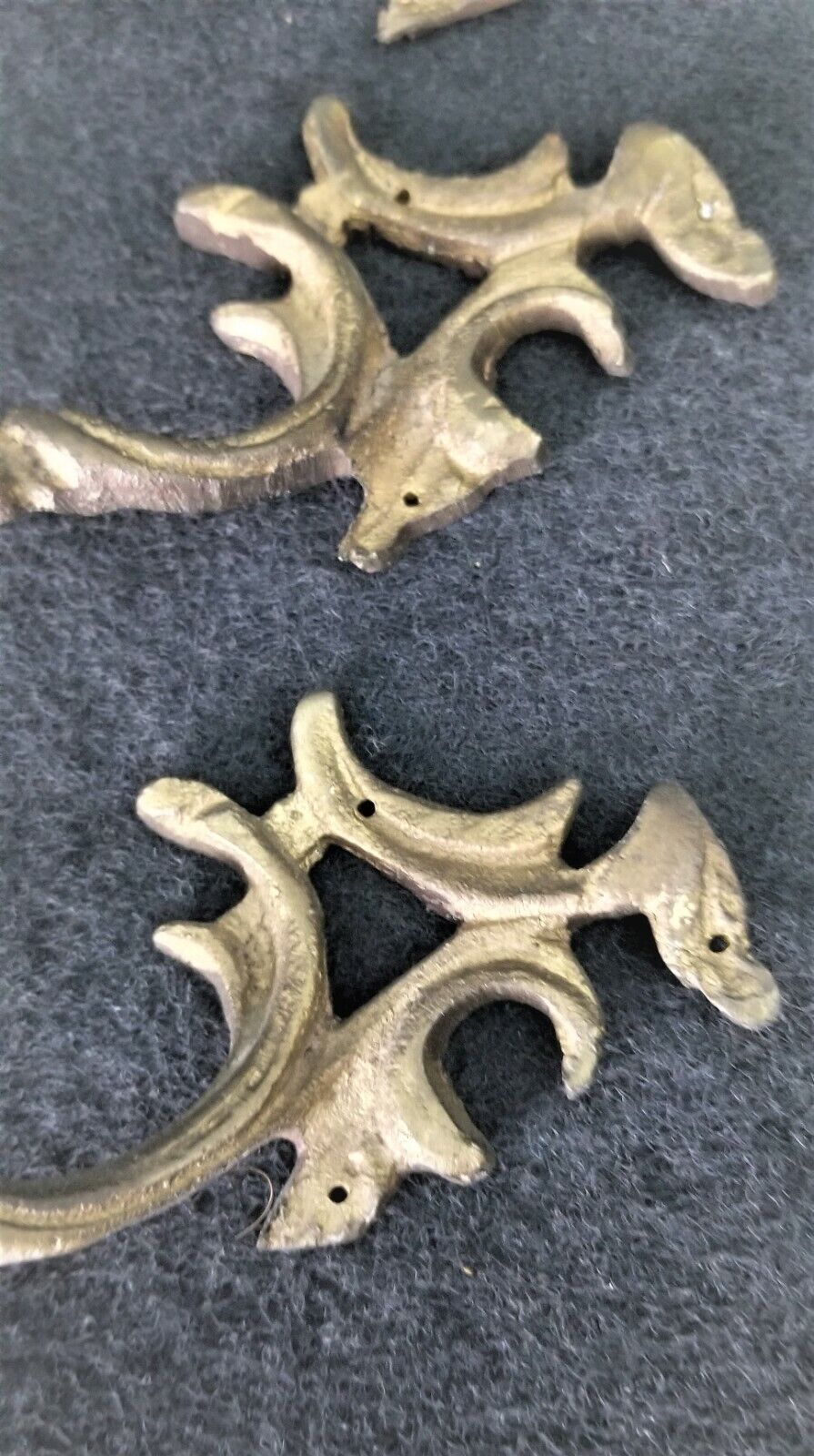 Set of 4 Vintage Acanthus Leaf Scroll Design Bronze Drawer Pulls Handles