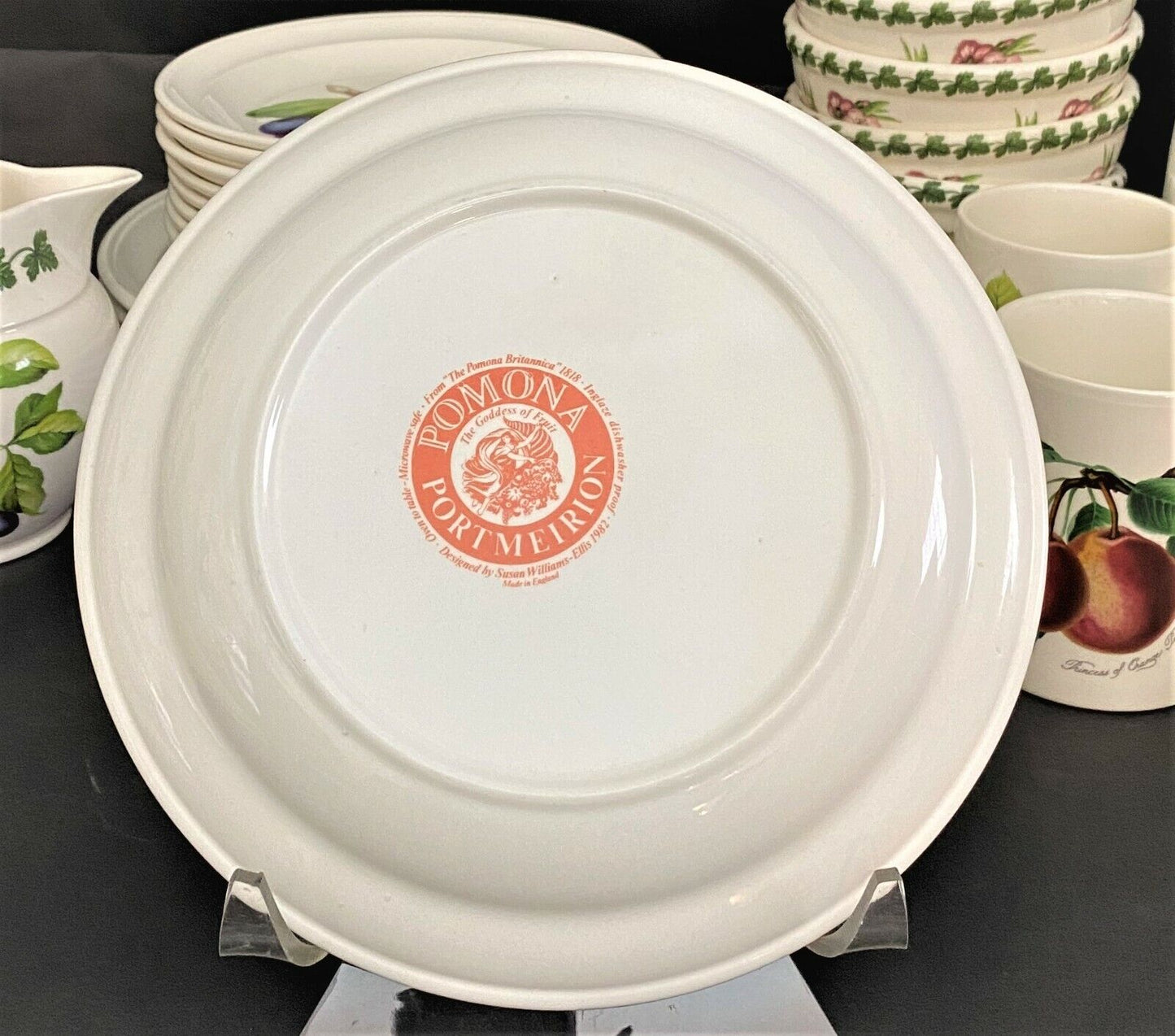 (1) PORTMEIRION Pomona Squash Pear 8 1/2" Salad Plate