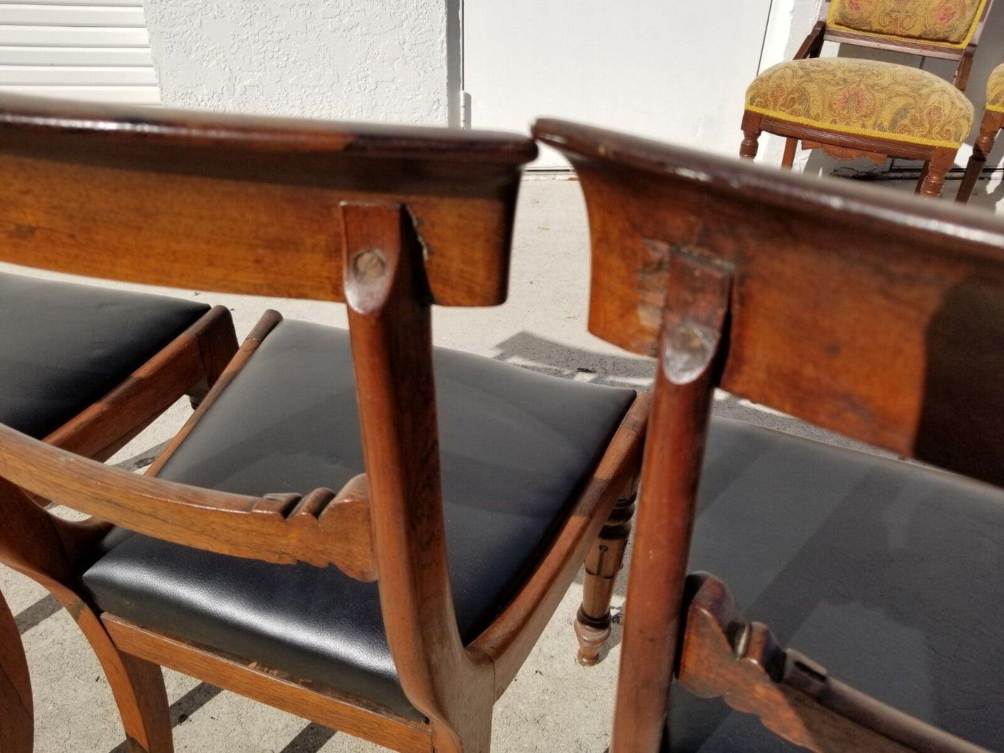 (1) ONLY William IV ca 1830 Hand Carved Mahogany Dining Chairs Turned Legs