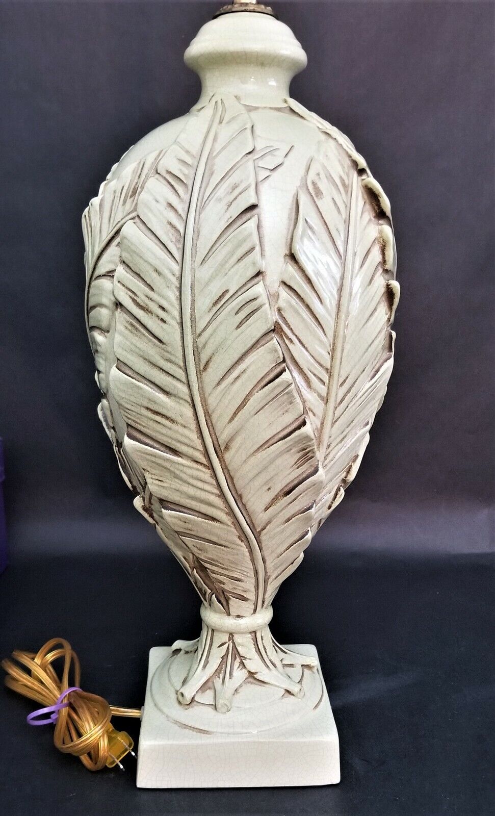 BRADBURN GALLERY Tropical Coastal Palm Leaves Crackle Finish Table Lamp