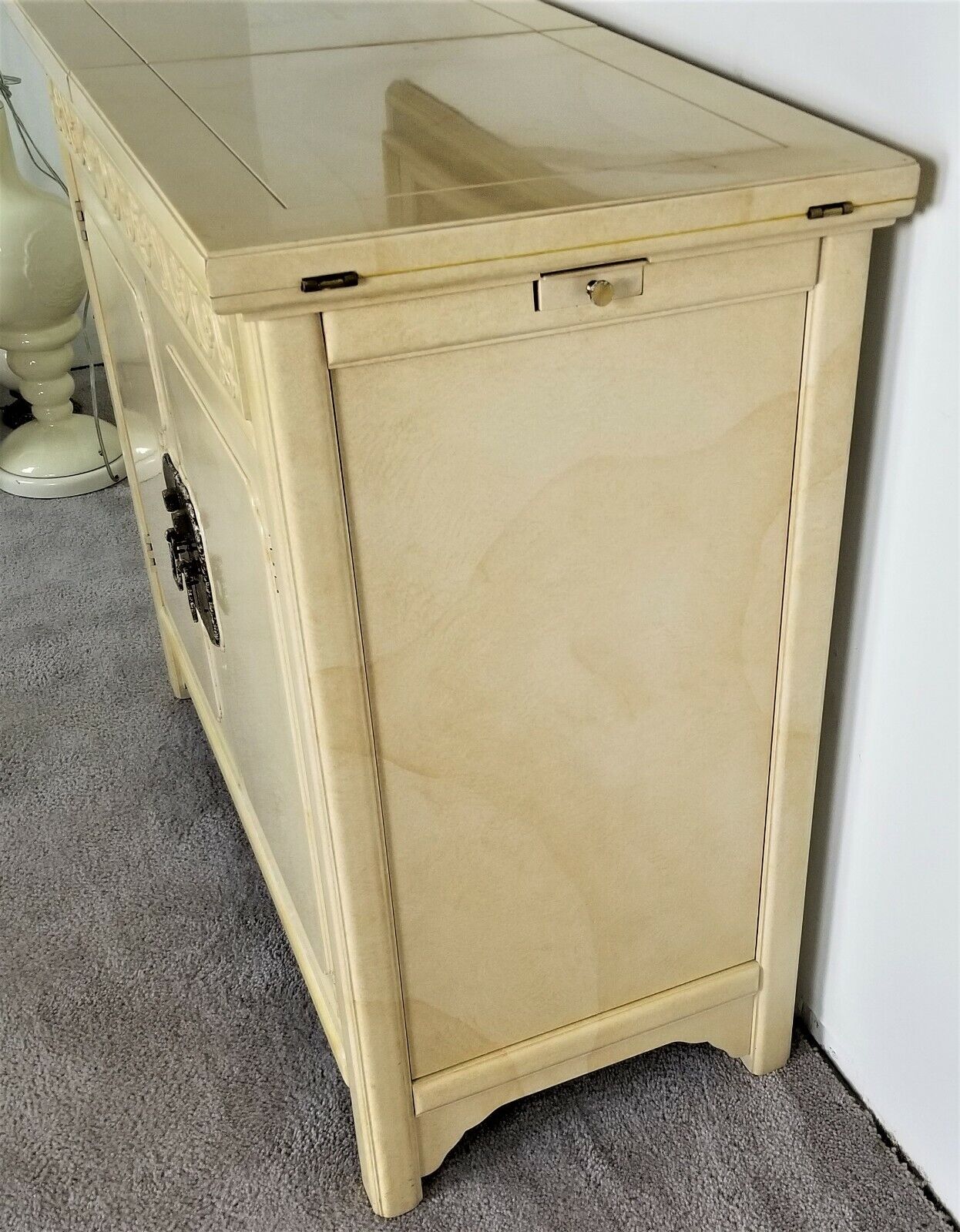 Vtg HENREDON by Roy Coleman Lacquered Bar Buffet Faux Goat Skin Asian Style