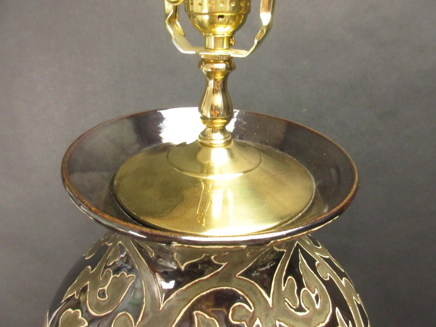 Z Gallerie Palm Beach Estate Modern Ceramic & Brass Table Lamp 33"