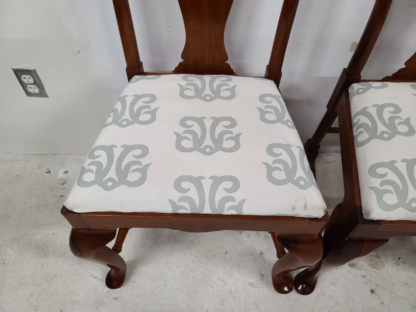 Mid Century Solid Cherry Queen Anne Dining Chairs - Set of 6